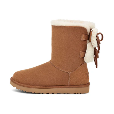(W) UGG Classic Double Bow Short