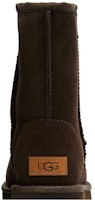 (W) UGG Classic Short II 'Coklat' 1016223-CHO Sizing (W) UGG Classic Short II 'Coklat' 1016223-CHO