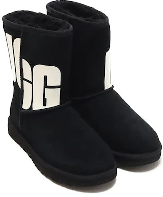 (W) UGG Classic Short 2 Chopd 'Hitam Putih' 1129231-BLK Lookbook (W) UGG Classic Short 2 Chopd 'Hitam Putih' 1129231-BLK