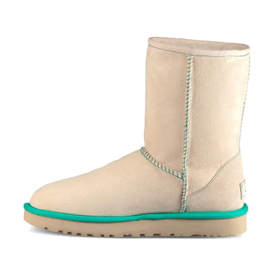 (W) UGG Classic Short II Neon 'Cream White'