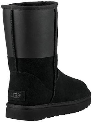(W) UGG Classic Korte Rubberlaars ''Zwart'' 1096473-BLK Lookbook (W) UGG Classic Korte Rubberlaars ''Zwart'' 1096473-BLK