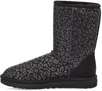 (W) UGG Classic Pendek Snow Leopard Berbulu Hitam 1113495-BLK Buy (W) UGG Classic Pendek Snow Leopard Berbulu Hitam 1113495-BLK