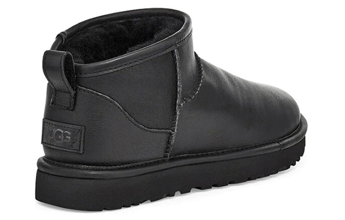 Shop (W) UGG Classic Ultra Mini Kulit 'Hitam' 1117534-BLK