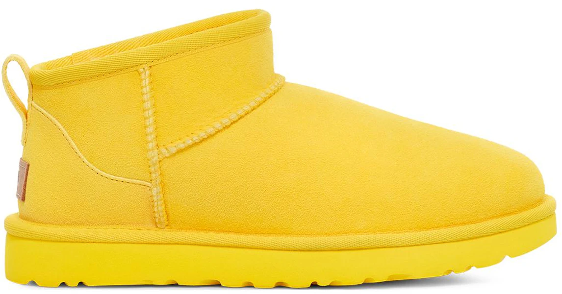 (女款)UGG 經典超短靴黃色 1116109-CAN Lookbook (女款)UGG 經典超短靴黃色 1116109-CAN