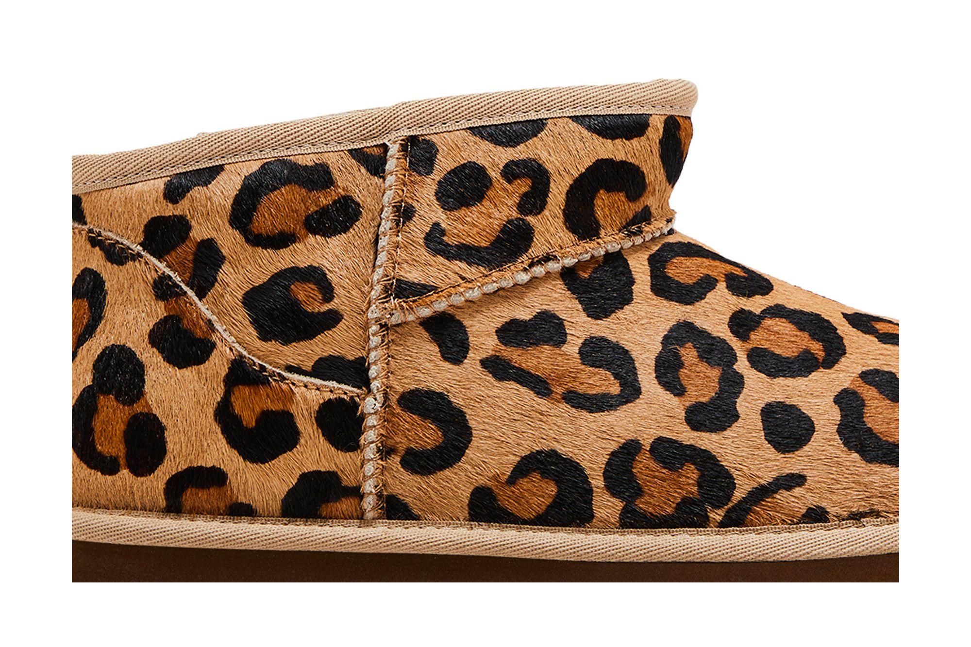 Order (W) UGG经典超短款靴子斑点款 1134523-NAT