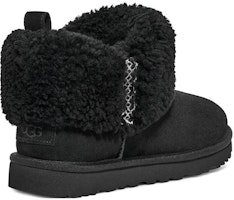 (W) UGG Classic Ultra Mini Braid 'Hitam' 1151750-BLK Lookbook (W) UGG Classic Ultra Mini Braid 'Hitam' 1151750-BLK