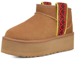 (女性)UGG經典超迷你編織短靴栗色 1138491-CHE Lookbook (女性)UGG經典超迷你編織短靴栗色 1138491-CHE