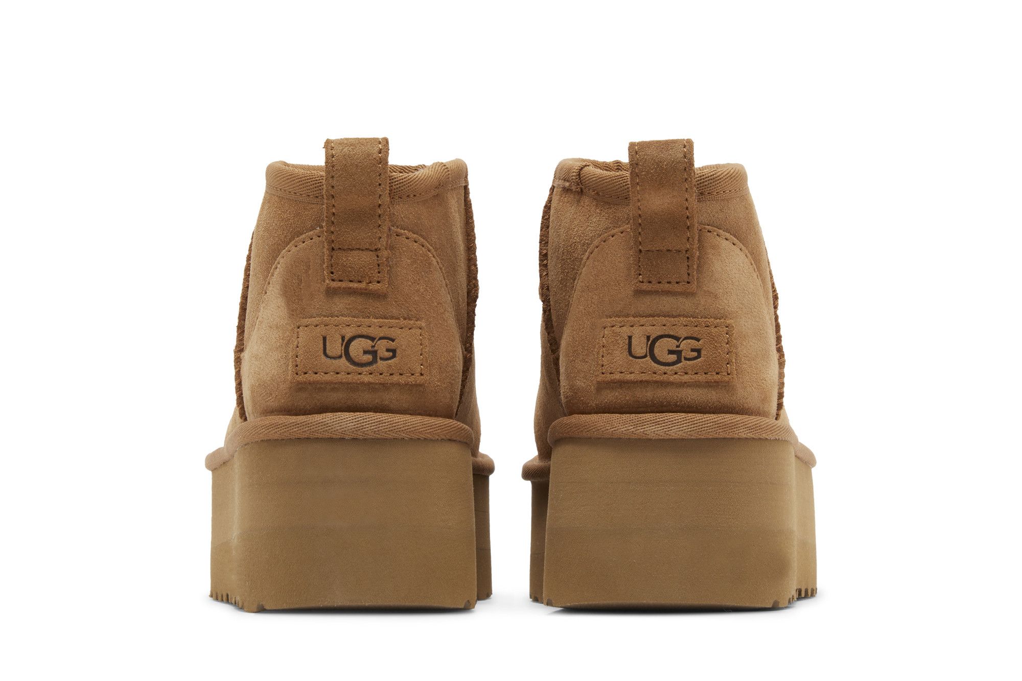 Sizing (W) UGG Classique Ultra Mini Plateforme Bottes Marron 1135092-CHE