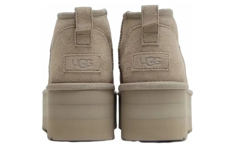 Shop (W) UGG クラシック ウルトラミニ プラットフォーム (UGG Classic Ultra Mini Platform) 1135092-GOA