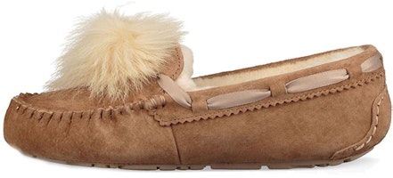 (Women) UGG Dakota Pom Pom Slip on Brown 1019015-CHE (Women) UGG Dakota Pom Pom Slip on Brown 1019015-CHE