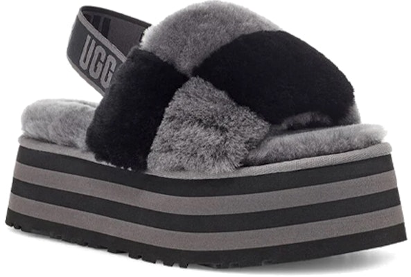 (W) UGG Disco Checker Slide 'Hitam Abu-abu' 1113490-BDGRY Lookbook (W) UGG Disco Checker Slide 'Hitam Abu-abu' 1113490-BDGRY