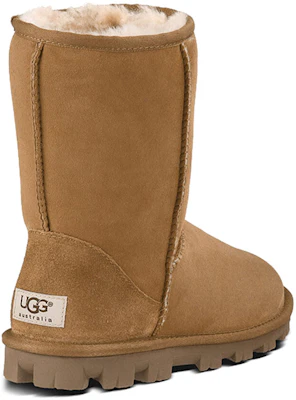 (W) UGG Essential ''Chestnut'' Laarzen 5835-CHE Shop (W) UGG Essential ''Chestnut'' Laarzen 5835-CHE
