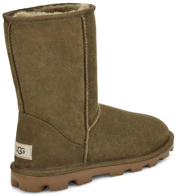 UGG 經典短筒雪地靴 女款 棕綠 Shop UGG 經典短筒雪地靴 女款 棕綠