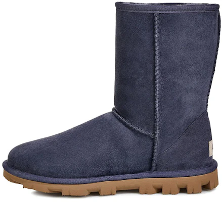 UGG 必備短筒 雪地靴 女款 深藍色 Buy UGG 必備短筒 雪地靴 女款 深藍色