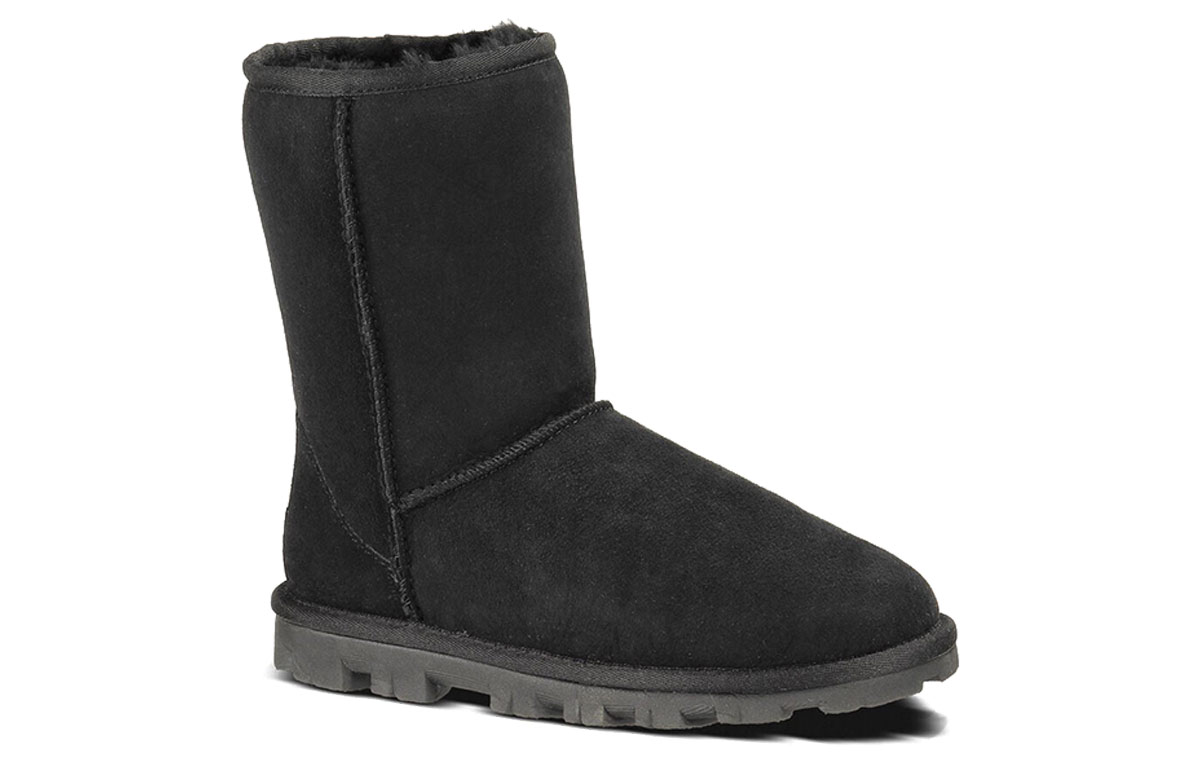Lookbook (W) Bottes de Neige Essentielles UGG ''Noires'' 5835-BLK