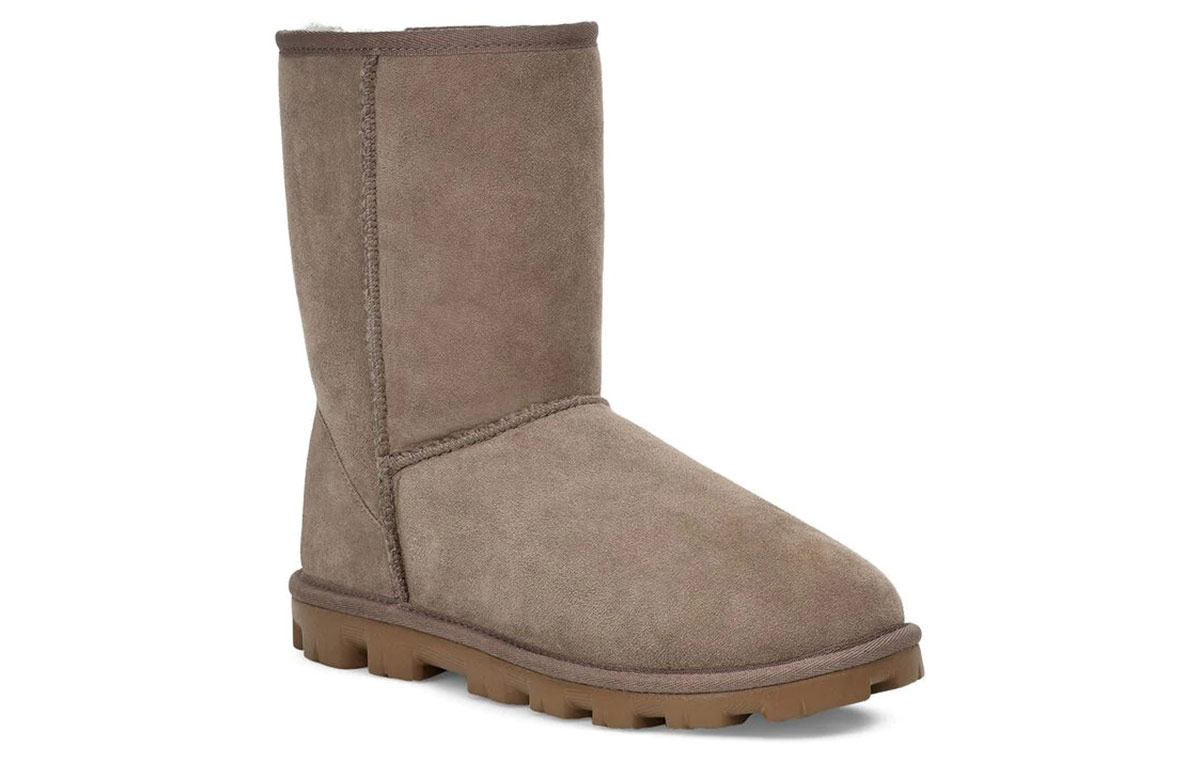 Lookbook (W) UGG エッセンシャル スノーブーツ (チェスナットグレー) 5835-BNDL