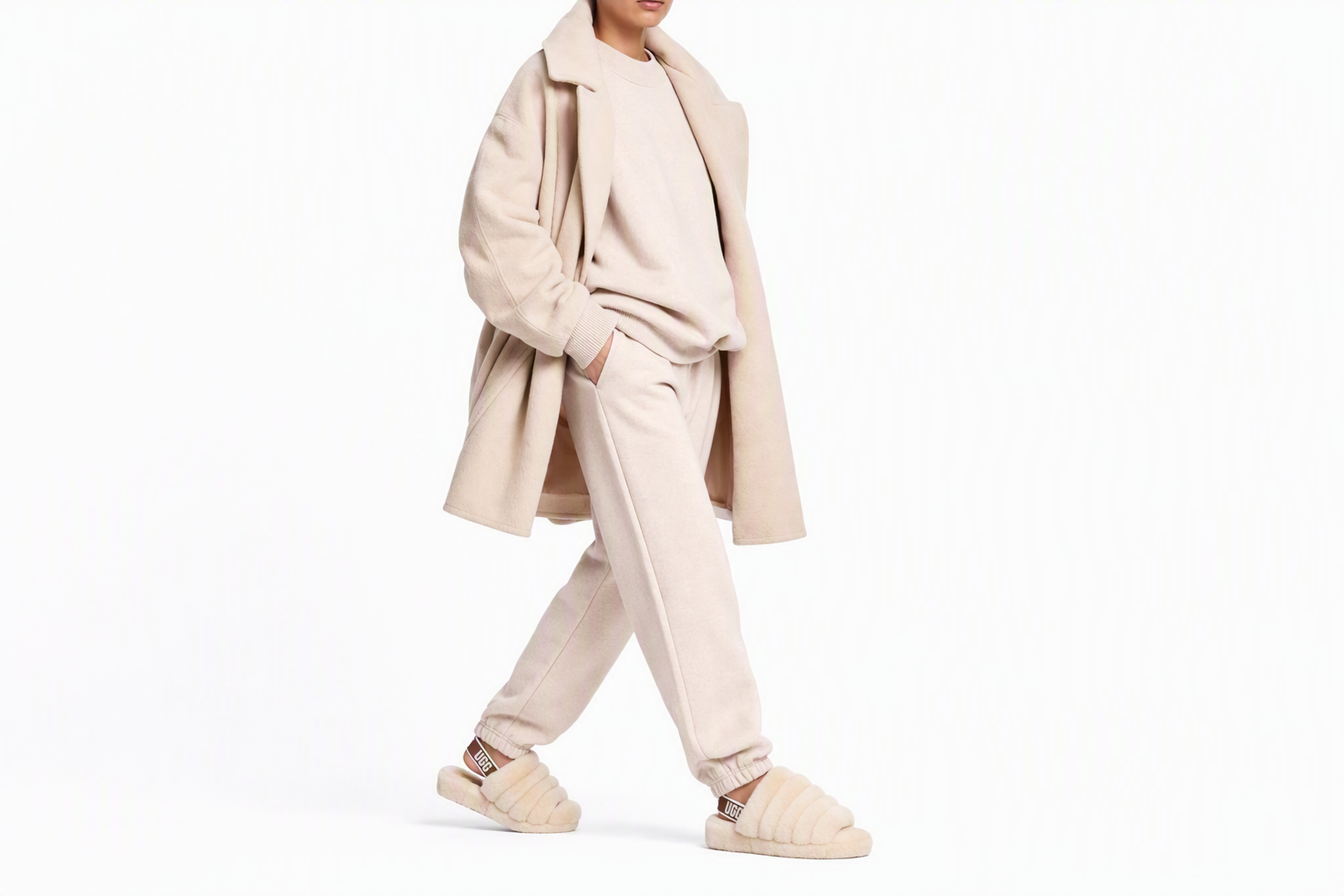 Order (W) UGG Fluff Yeah Pantoffel ''Natur'' 1095119-NAT