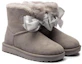 Lookbook (W) UGG Gita Schleife Mini 1098360-SEL