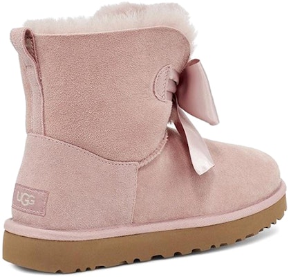 (Women) UGG Gita Bow Mini Cozy Stay Warm Plush Fleece Lined Pink 1098360-PCRY Lookbook (Women) UGG Gita Bow Mini Cozy Stay Warm Plush Fleece Lined Pink 1098360-PCRY