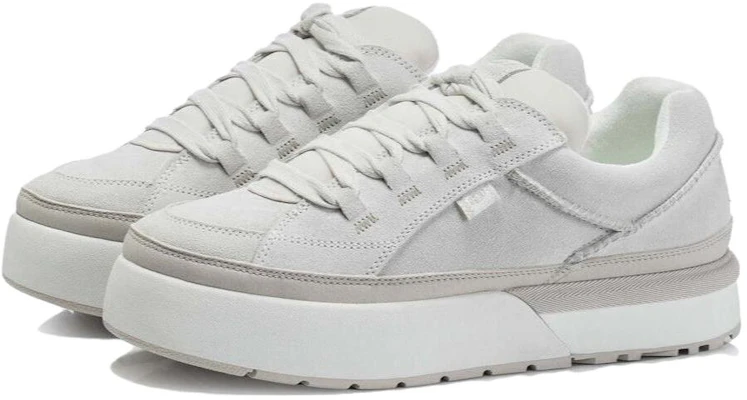 (W) UGG Goldencush LT Sepatu ''Putih'' 1152758-WHT Lookbook (W) UGG Goldencush LT Sepatu ''Putih'' 1152758-WHT