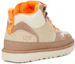 Shop UGG 高地 - 絨面 休閒舒適 低筒 雪地靴 女款 沙色