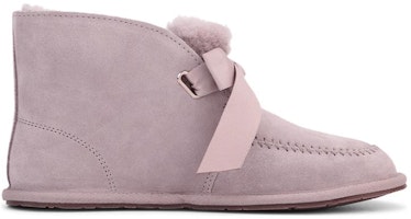 (W) UGG Kallen Lace Berbulu Dengan Tali Fleece. 1119934-DUS Order (W) UGG Kallen Lace Berbulu Dengan Tali Fleece. 1119934-DUS