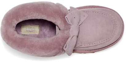 UGG Kyrina 牛反絨 蝴蝶結 中筒雪靴 女款 粉紫色 Shop UGG Kyrina 牛反絨 蝴蝶結 中筒雪靴 女款 粉紫色