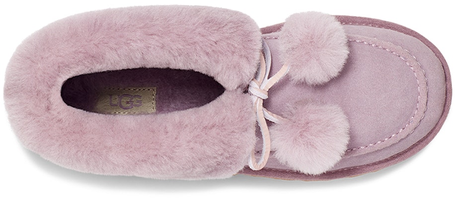 UGG Kyrina 蝴蝶蝦球羊毛皮 中筒雪地靴 女性版 粉紫色 Purchase UGG Kyrina 蝴蝶蝦球羊毛皮 中筒雪地靴 女性版 粉紫色