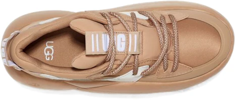 Shop UGG LA Cloud Lace 舒適耐磨運動鞋 女款