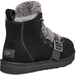 UGG Dune Mini Shearling Boot 'Hitam' 1153510-BLK Lookbook UGG Dune Mini Shearling Boot 'Hitam' 1153510-BLK
