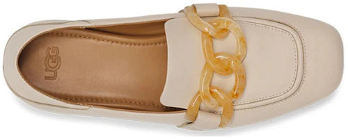 Shop UGG 舒適純色休閒 樂福鞋 女款