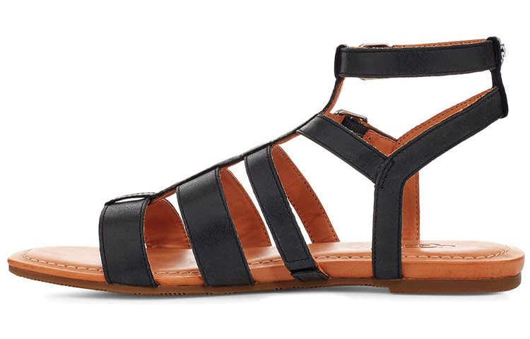 (W) UGG Mahalla 'Black Brown'