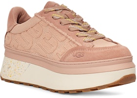 UGG Marin緹花Logo舒適耐磨厚底鞋女款河谷棕色 Lookbook UGG Marin緹花Logo舒適耐磨厚底鞋女款河谷棕色