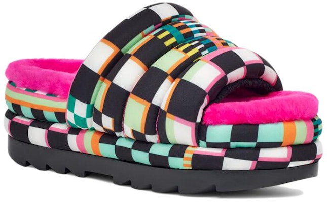 (W) UGG Maxi Slide Hitam 'Checkerboard Platform' 1130842-BLKM Lookbook (W) UGG Maxi Slide Hitam 'Checkerboard Platform' 1130842-BLKM