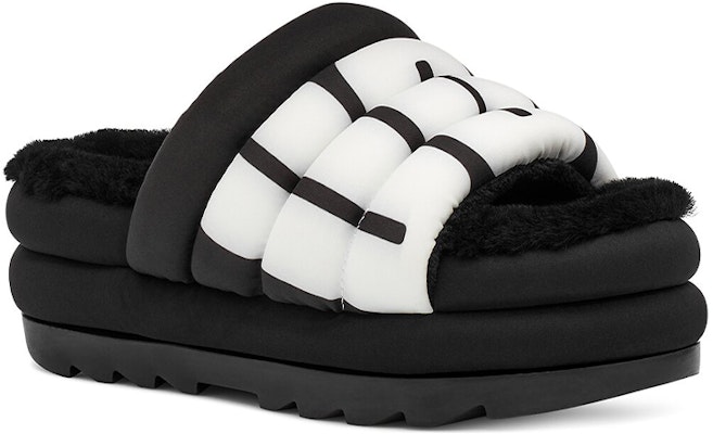 (W) UGG Maxi Slide Logo Hitam 1127067-BLK Lookbook (W) UGG Maxi Slide Logo Hitam 1127067-BLK