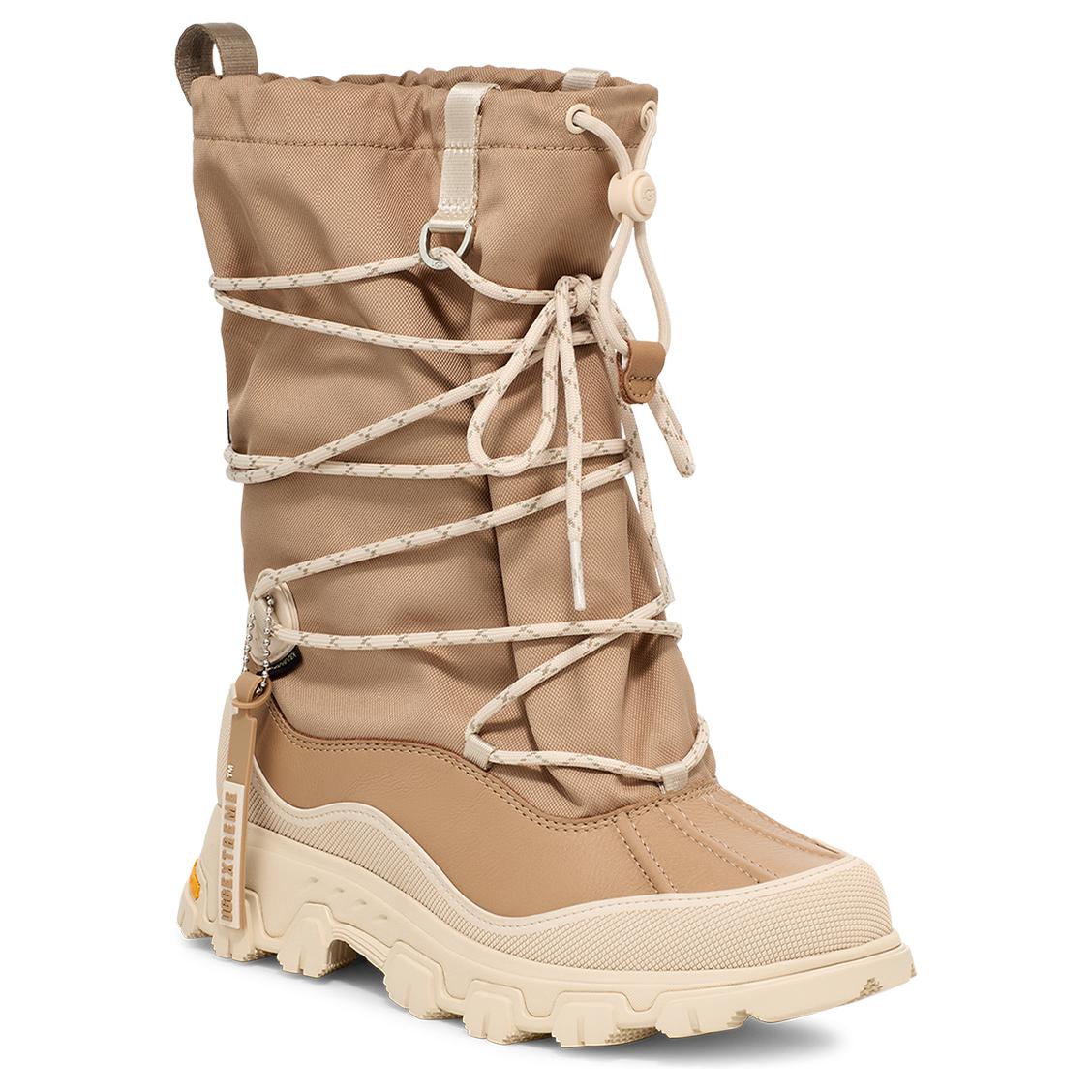 Shop (W) UGG メトロピーク ブーツ ''サンド'' 1161890-SAN