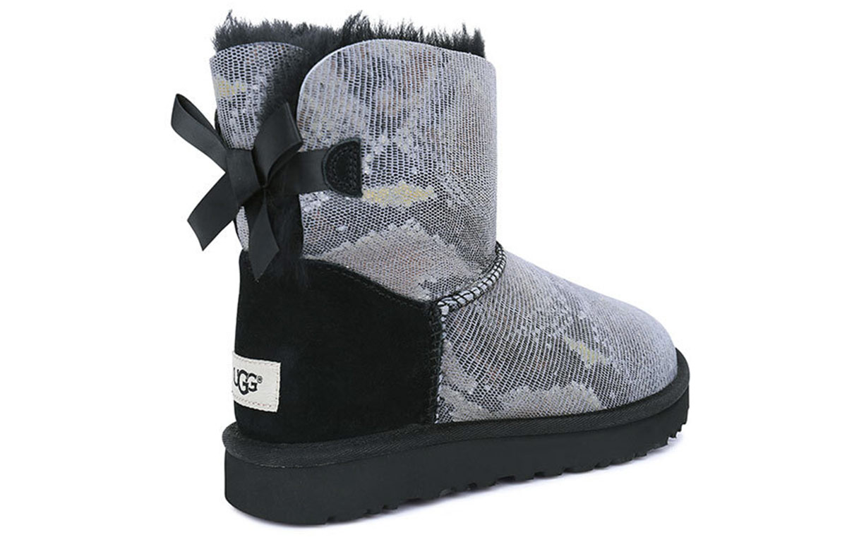Shop (W) UGGミニベイリーボウ スネーク (ブラックグレー) 1091581-BLK