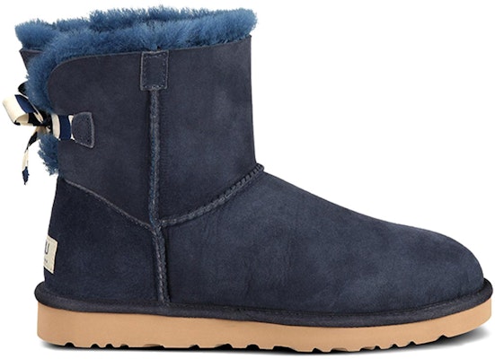 (W) UGG Mini Bailey Sepatu Boots Salju Biru Dongker 1005062-NAVY Order (W) UGG Mini Bailey Sepatu Boots Salju Biru Dongker 1005062-NAVY