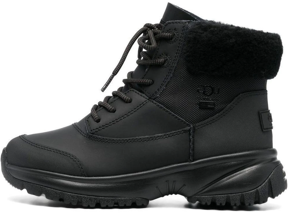 women-ugg-mini-boot-black-comfort-1130901-blk