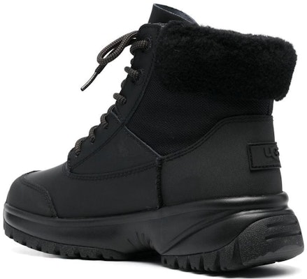 (Women) UGG Mini Boot 'Black Comfort' 1130901-BLK Lookbook (Women) UGG Mini Boot 'Black Comfort' 1130901-BLK