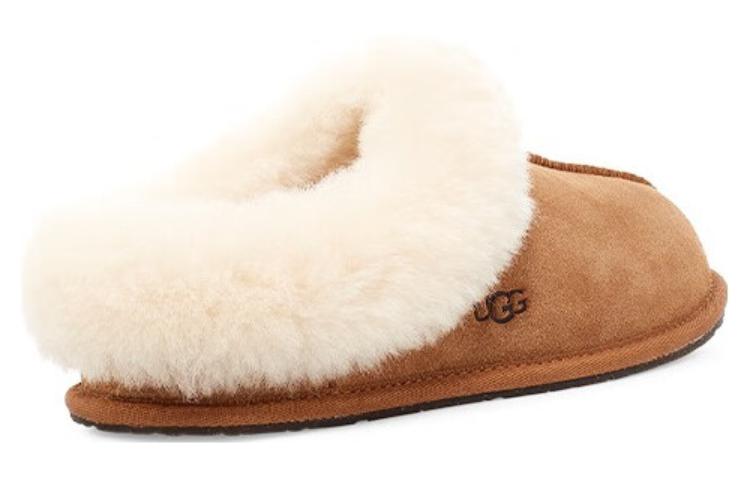Shop (Women) UGG Moraene 'Chestnut' 1118981-CHE