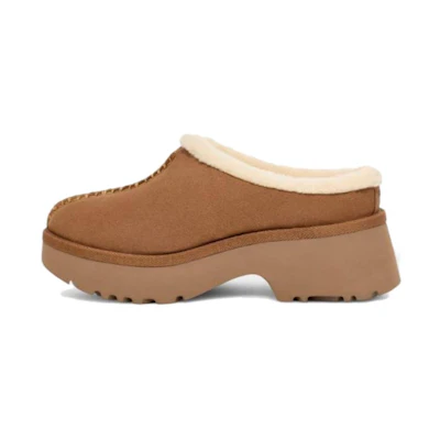 (W) UGG New Heights Cozy Clog 'Chestnut'