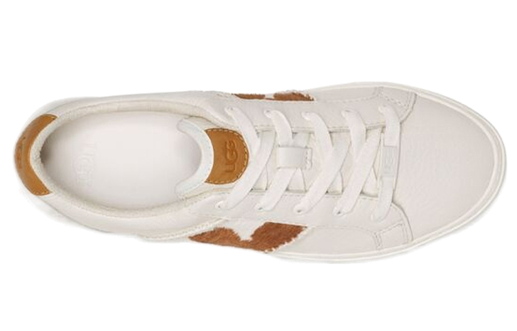 Shop UGG Dinale 牛印 簡約舒適 低筒休閒板鞋 女款 白色