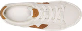Shop UGG Dinale 牛印 簡約舒適 低筒休閒板鞋 女款 白色