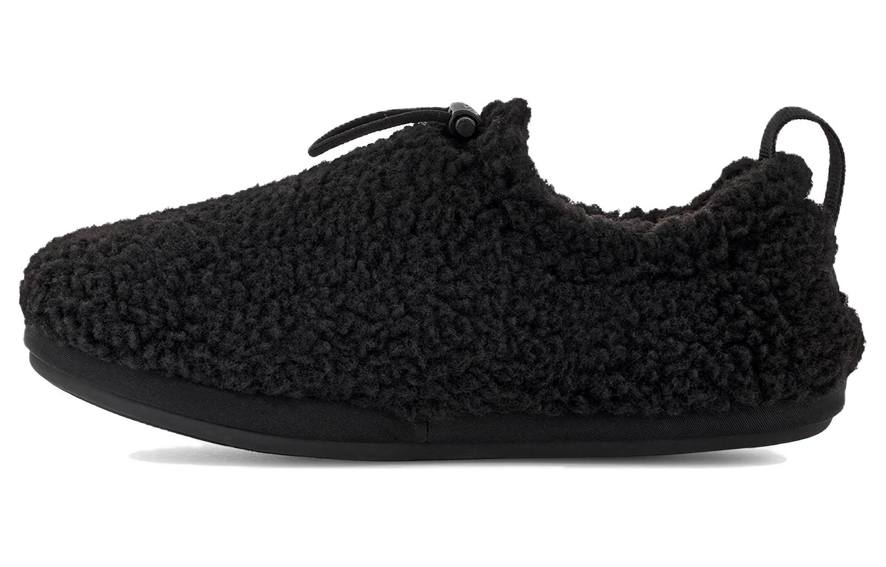 (Women) UGG Plushy Slipper 'Black' 1143952-BLK