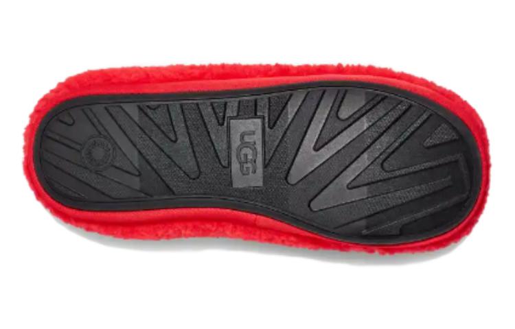 Shop (W) UGG Chaussons Plushy ''Cherry Pie'' 1143952-CRP