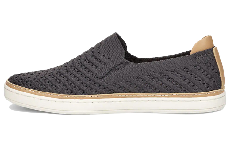 Buy (W) Sneaker UGG Sammy Chevron ''Grigio'' 1102560-CHRC