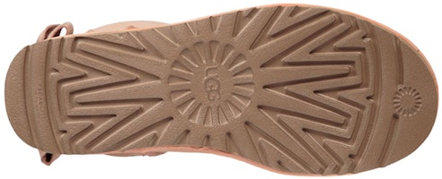 (W) 어그 새틴 보우 미니 '코랄' (eo-geu saetin bou mini 'coral') 1098081-SNTN Purchase (W) 어그 새틴 보우 미니 '코랄' (eo-geu saetin bou mini 'coral') 1098081-SNTN