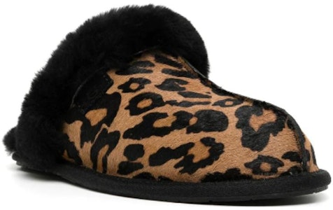 UGG Scuffette II 羊皮毛一體 圓頭平跟 時尚涼拖 女款 豹紋 Order UGG Scuffette II 羊皮毛一體 圓頭平跟 時尚涼拖 女款 豹紋