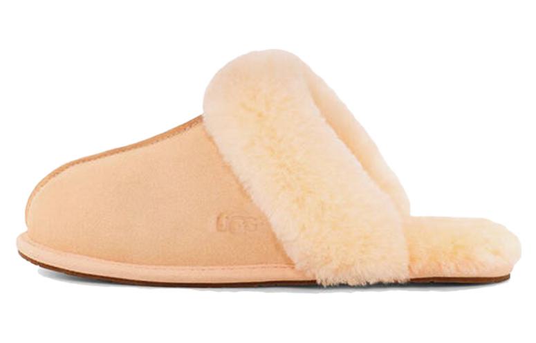 (W) UGG Scuffette II Slipper Peach Fuzz